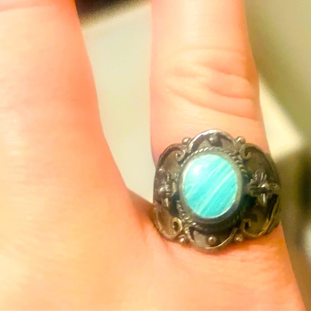 Vintage sterling silver ring size